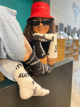 kritsi_klats_black_white_front