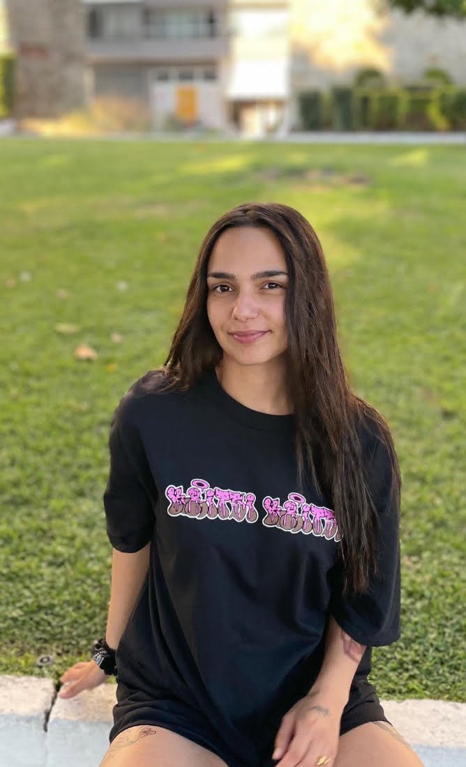 kritsi_kritsi_black_front