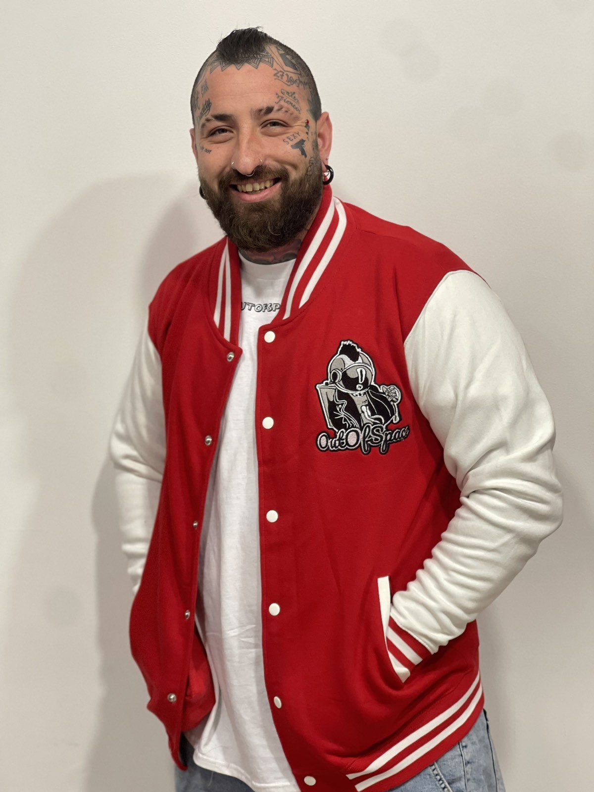 punk_astronaut_red_front