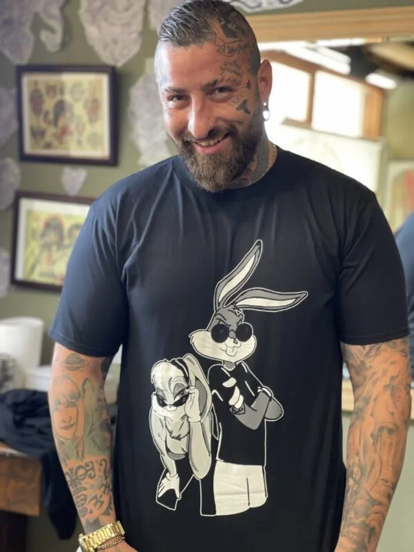 Cartoon Couple Goals - Bugs Bunny and His Bunny | T-shirt - Image 3